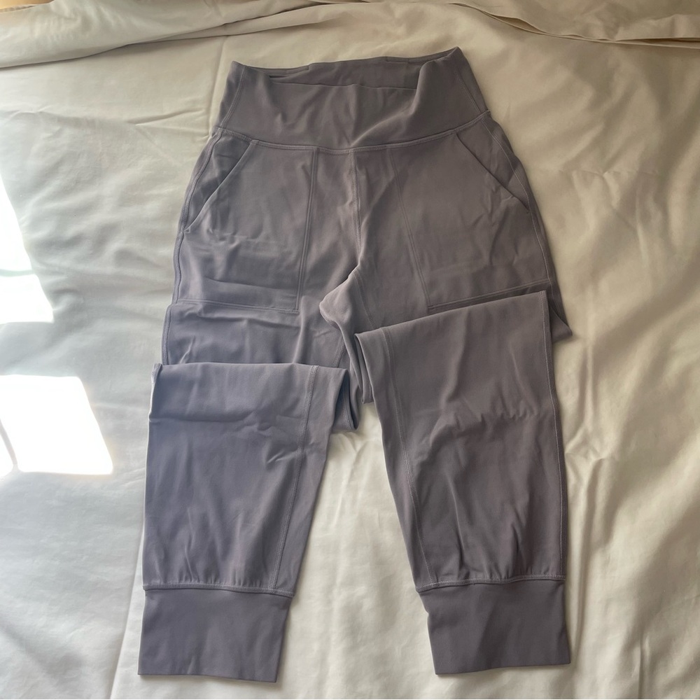 Lululemon cropped align jogger